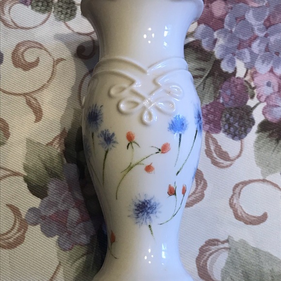 LENOX CHINA BUD VASE - Picture 7 of 10